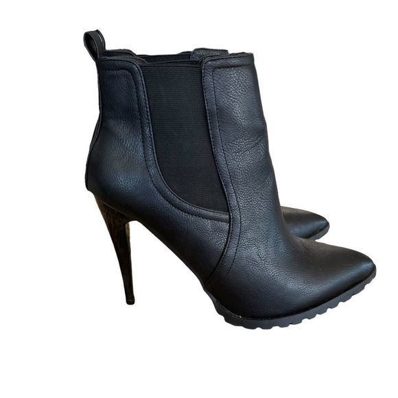Black Heeled Ankle Boots - Picture 4 of 6